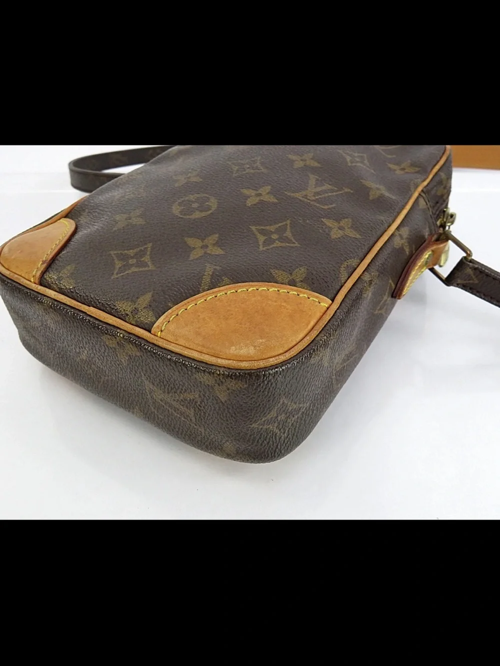 Louis Vuitton Monogram Canvas Brown & Tan Messenger Bag